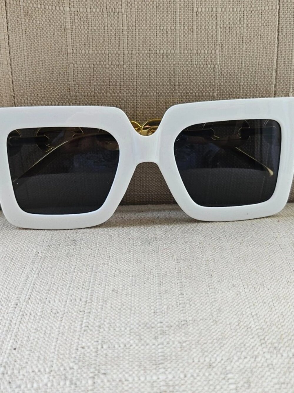 Fashion Sunglasses Women Eyeglasses White Plastic Frame Gold Tone Temple Shades - Picture 3 of 12